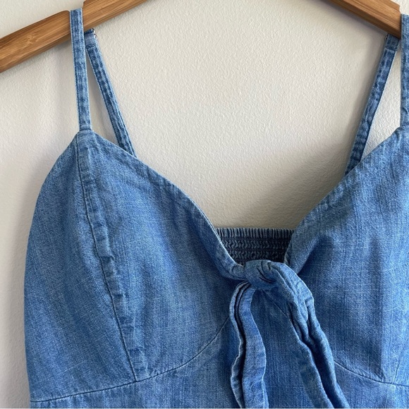 Old Navy Women's Chambray Tie-Front Top Size Small - Picture 5 of 9